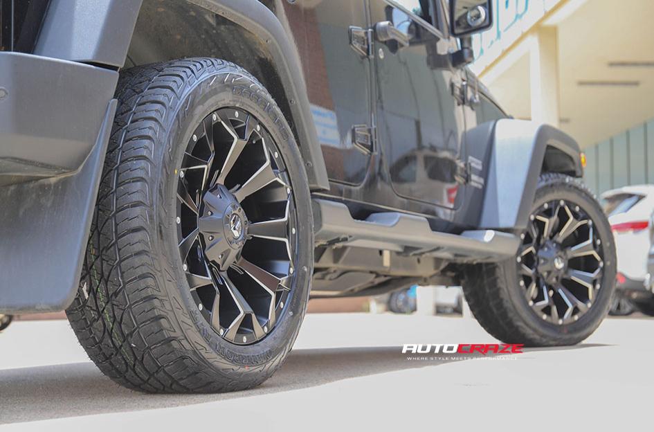 JEEP WRANGLER ASSAULT GLOSS BLACK MILLED ACCENTS